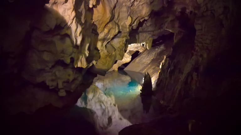 best place to travel from bahrain to Macedonia