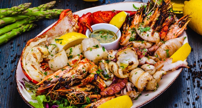 Seafood Night at Silk’s restaurant at the Mövenpick Hotel Bahrain