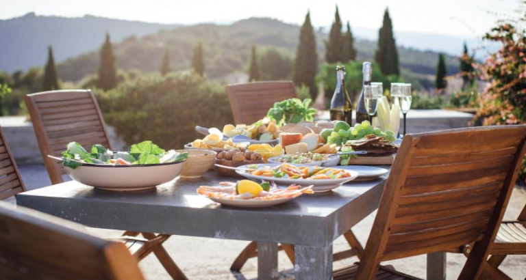 Al Fresco Allure