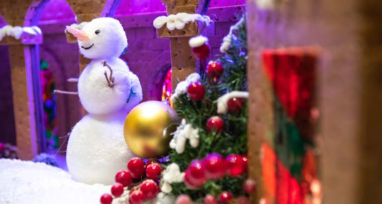 The Ritz-carlton Bahrain - Enjoy A Winter Paradise