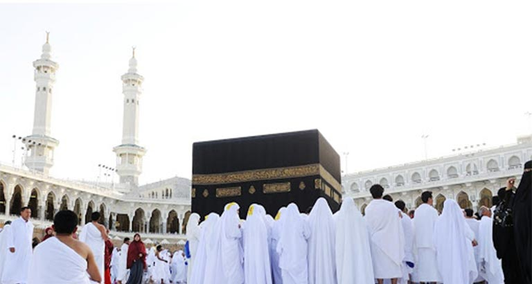 Bahrain suspends Umrah trips 