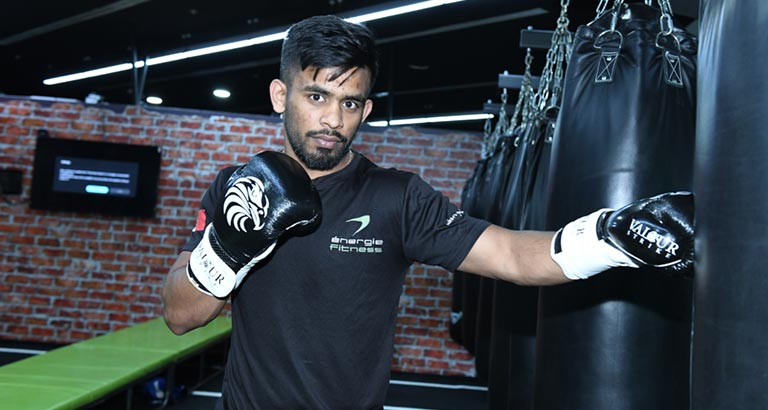 Ariz Khan Packing a Punch