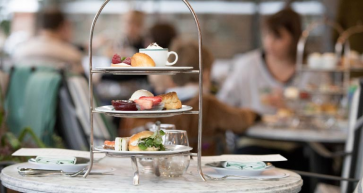 dining offers tea in style crowne plaza bahrain