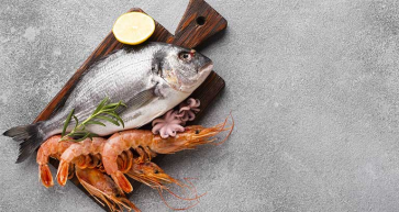 diplomat radisson blu hotel residence and spa seafood