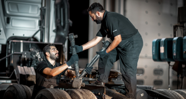 Keep Your Truck On The Move With Business Solutions For Mercedes-benz Trucks