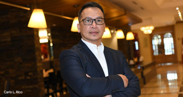Carlo L. Rico Bahrain Artist