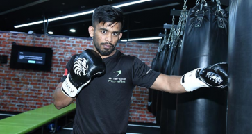 Ariz Khan Packing a Punch
