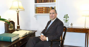 Lord Dominic Johnson of Lainston CBE visited Bahrain