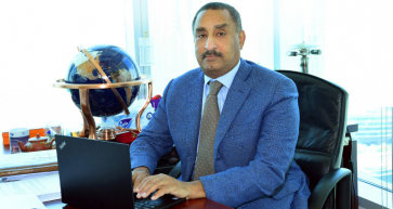 Dr. Hashim S. Hussein UNIDO Investment and Technology Promotion Office
