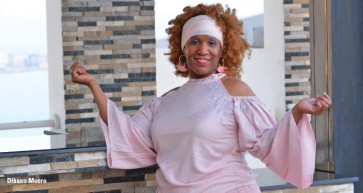 Soulful Diva | Dihann Moore